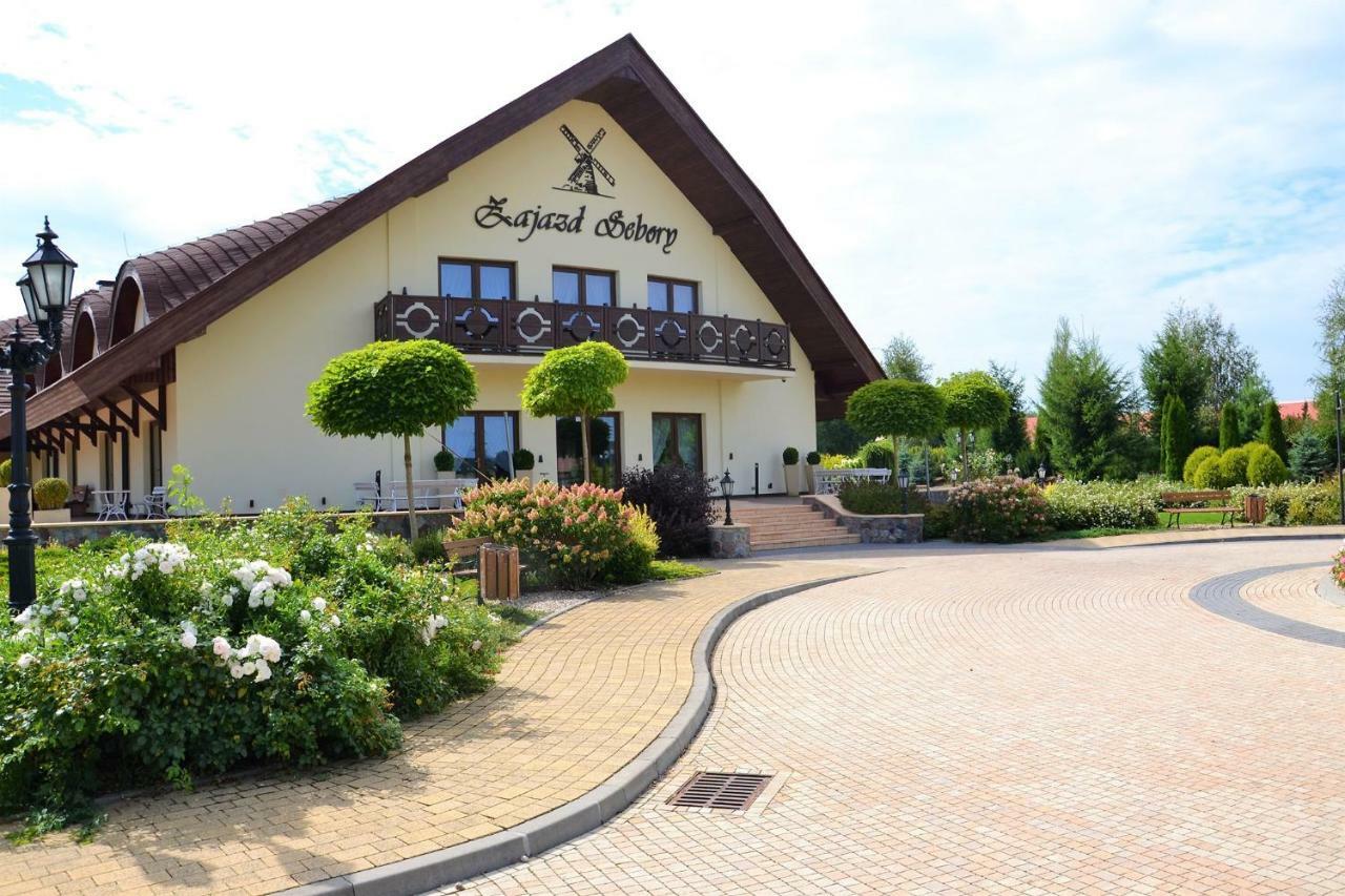 Zajazd Sebory Romany Sebory エクステリア 写真